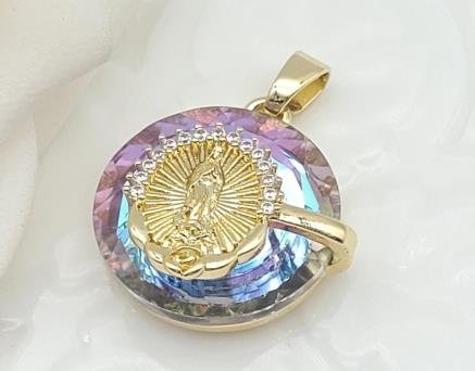 Dije Redondo Cristal con Medalla de Guadalupe