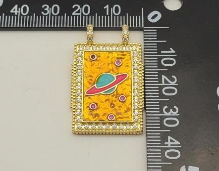 Dije Rectangular Sol y Corazón