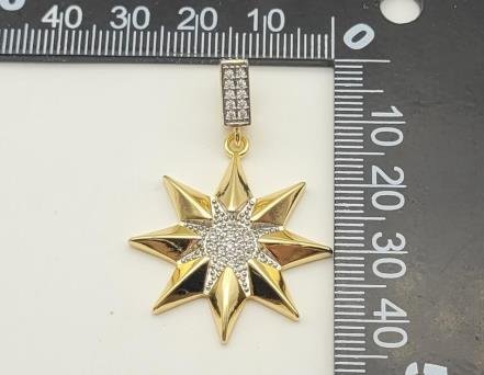 Dije Estrella Pavé