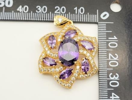 Dije Flor Estrella con Piedra Central Diseño 1