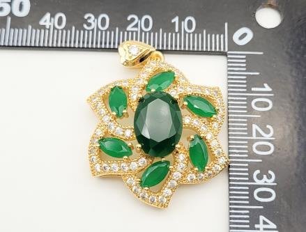 Dije Flor Estrella con Piedra Central Diseño 5