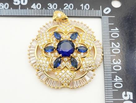Dije Flor Redonda Bagete Diseño 4