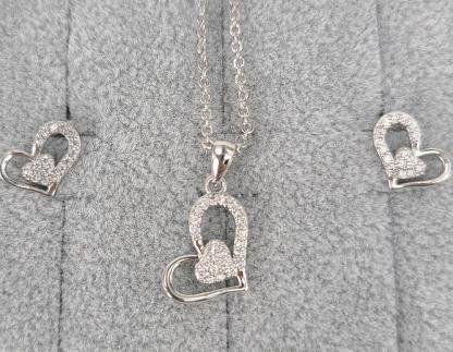 Conjunto Collar y Aretes YS240918310