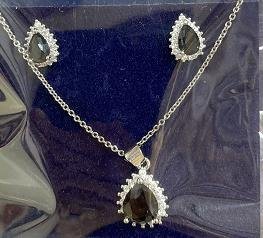 Conjunto Collar y Aretes YS260918275