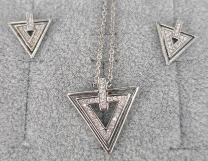 Conjunto Collar y Aretes YS270918302