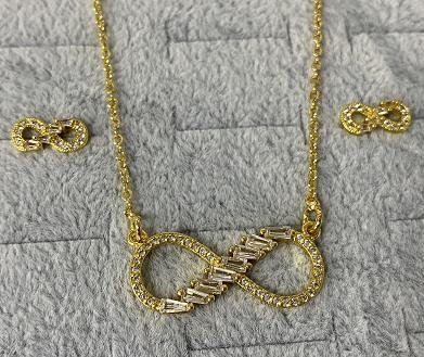 Conjunto Collar y Aretes YS275918244