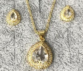 Conjunto Collar y Aretes YS300918121