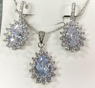 Conjunto Collar y Aretes YS340918289