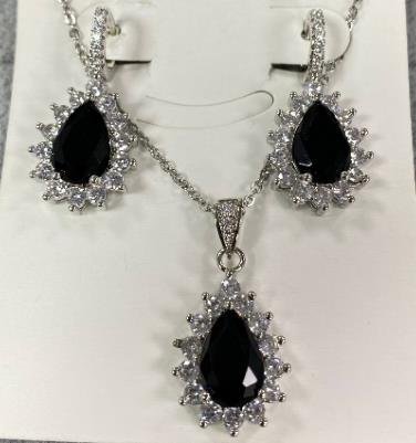 Conjunto Collar y Aretes YS340918290